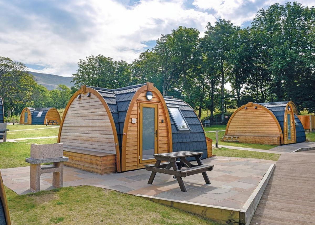 Dovestone Holiday Park Hotel Greenfield  Eksteriør billede